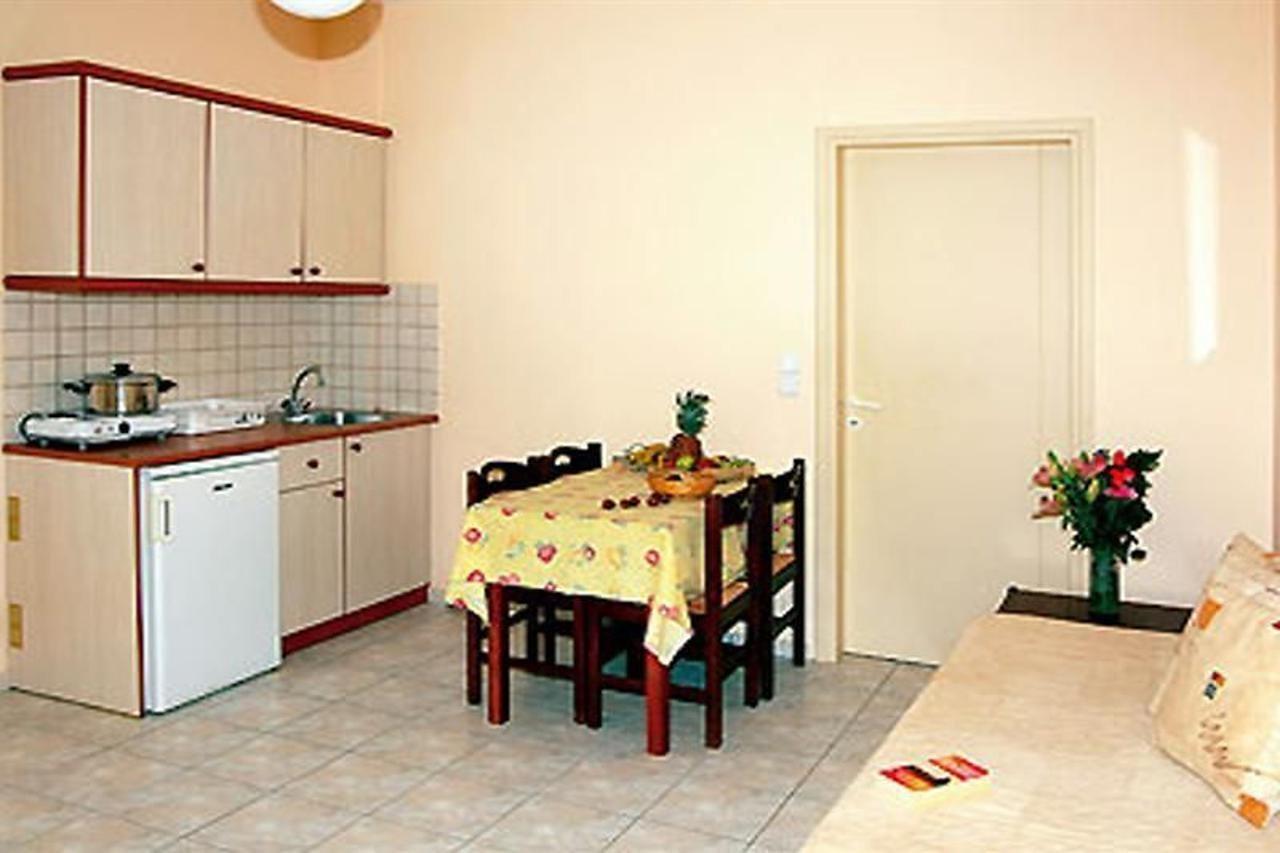 Danaos Beach Apartments Sfáka المظهر الخارجي الصورة